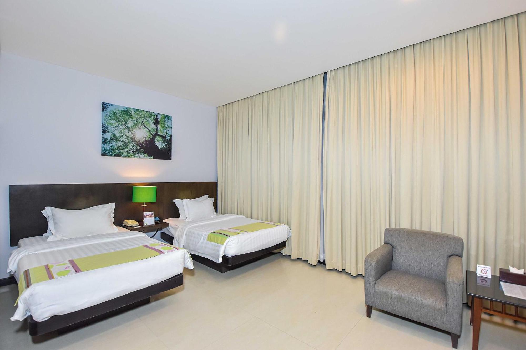 Independence Hotel Resort&Spa Sihanoukville Buitenkant foto